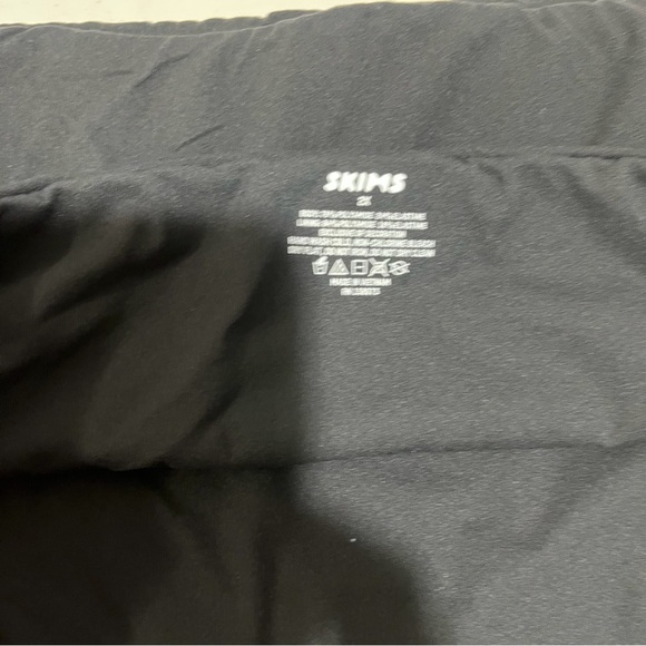 Skims Fits Everybody Bandeau Bralette Black Size 2X Smoothing Bra - Picture 6 of 6